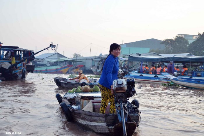 丐冷水上市场 Cai Rang Floating Market